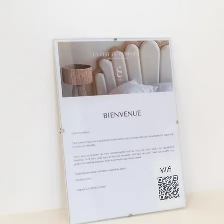 2 Pieces - Clim - Tram A 5' Centre A 15' アパート *